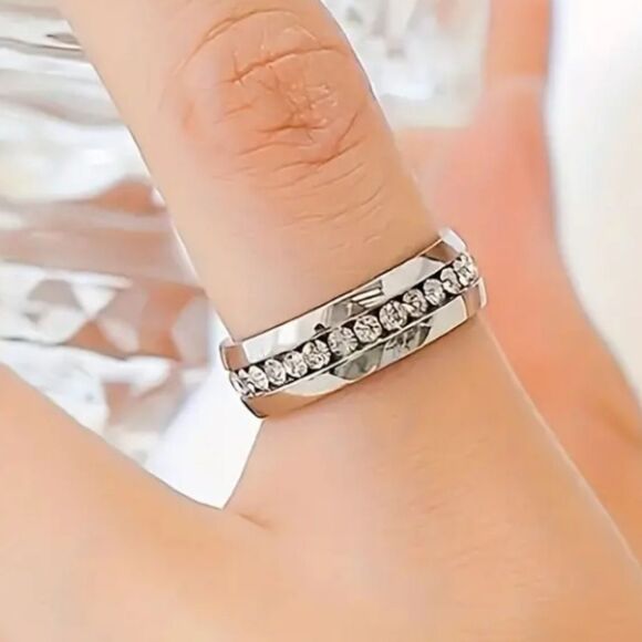 Silvery Crystal Men's Ring sz 10 - Picture 5 of 9